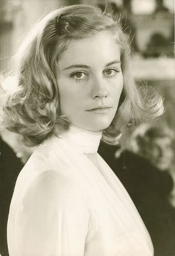 Cybill Shepherd Cybil Shepherd, Red Hair Model, Last Picture Show, Last Love, Cybill Shepherd, Catherine Deneuve, Great Women, Classic Beauty, Vintage Beauty