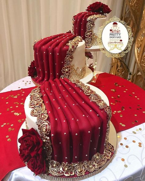 Mehndi Cake, Henna Cake, Anniversary Cake Designs, Gold Wedding Cakes, Fancy Wedding Cakes, Indian Cake, Reception Cake, Rose Gold Wedding Cakes, Big Wedding Cakes