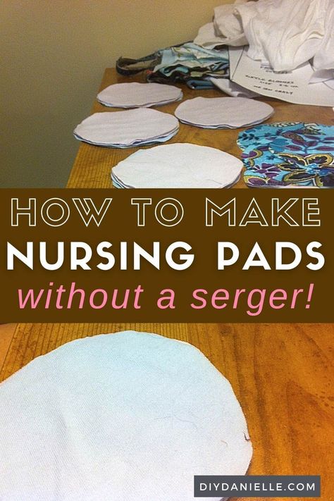 Diy Nursing Pads Pattern, Diy Reusable Nursing Pads, How To Make Reusable Nursing Pads, Nursing Pads Diy How To Make, Diy Breast Pads, Nursing Pads Pattern, Nursing Pads Diy, Homemaking Projects, Diy Nursing Bras