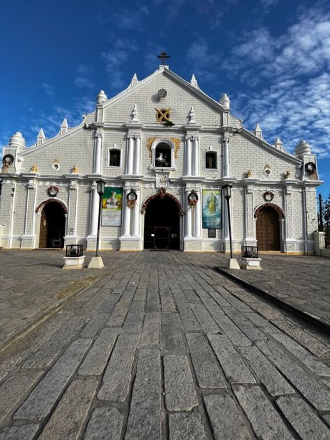 📍Vigan City, Philippines Vigan City Philippines, Vigan City, Philippines Destinations, Cavite City, College Student Hacks, Student Hacks, Cathedral City, Vigan, St Paul