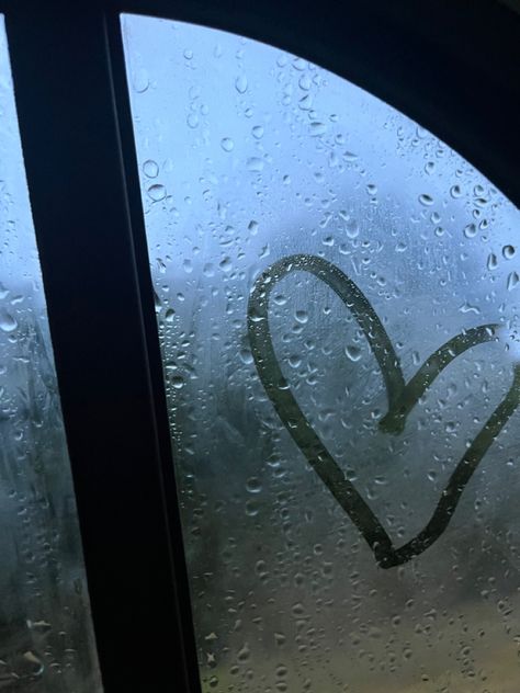 Window Autumn, Photodump Aesthetic, Aesthetic Window, Rain Aesthetic, I Love Heart, Rain Drops, Celestial Bodies, Quick Saves