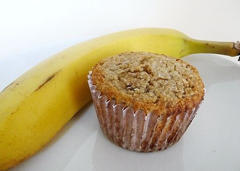 Banana Oat Bran Muffins, Oat Bran Muffin Recipe, Oat Bran Muffins, Brown Eyed Baker, Bran Muffin Recipes, Banana Muffins Easy, Oat Bran, Banana Nut Muffins, Apple Oatmeal