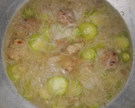 Shrimp Misua Soup Misua Recipe, Asian Soup Recipes, Ground Pork Recipes, Noodles Recipes, Shrimp Soup, Filipino Foods, Soup Dish, Asian Soup, Filipino Food