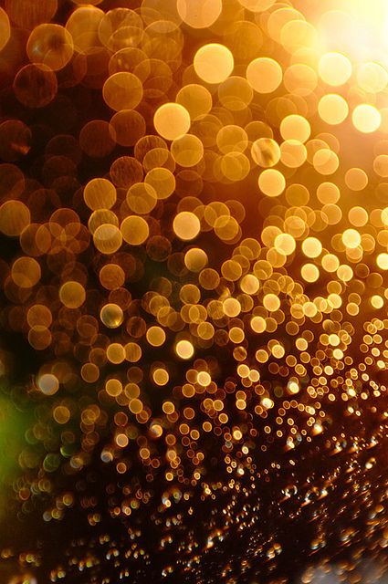 rainy night [explored] by doistrakh, via Flickr Golden Night, Colorful Photos, Colorful Photography, Bokeh Photography, Rainy Night, Out Of Focus, Abstract Photography, Pics Art, Image Hd