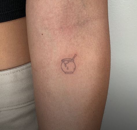 Small Honey Pot Tattoo, Hunny Pot Tattoo, Honeypot Tattoo, Honey Pot Tattoo, Sugar Tattoo, Eeyore Tattoo, Honey Tattoo, Tattoo Sister, Small Dog Tattoos