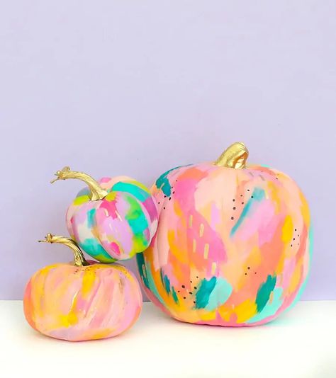 Creative Pumpkin Painting, No Carve Pumpkin Decorating, Pumpkin Painting Ideas, Halloween Pumpkins Painted, Adornos Halloween, Creative Pumpkins, Abstract Art Diy, Faux Pumpkins, Pumpkin Painting