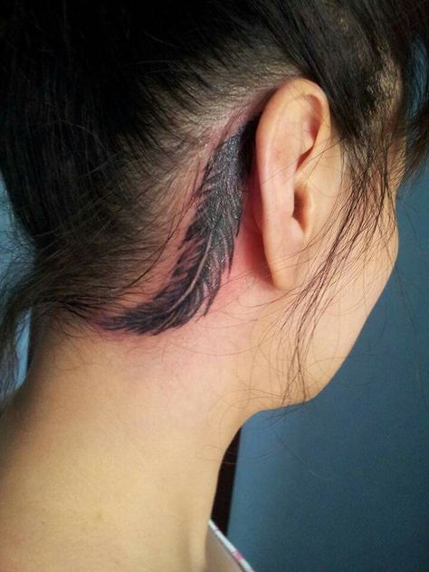 Small Feather Tattoo Behind Ear, Feather Tattoos Behind Ear, Feather Behind Ear Tattoo, Feather Tattoo Behind Ear, Small Feather Tattoo, Infinity Tattoo With Feather, Tattoo Behind Ear, Feather Tattoo Design, Neck Tattoos Women