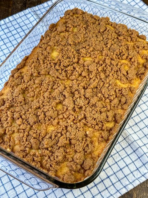 Overhead view of cinnamon and brown streusel topped buttermilk coffee cake on a blue and white napkin. Sheet Pan Coffee Cake, Buttermilk Coffee Cake Recipe, Coffee Cake With Buttermilk, Recipes Using Buttermilk, Quick Easy Family Meals, Buttermilk Coffee Cake, Breakfast Coffee Cake, Cinnamon Coffee Cake, Buttermilk Recipes