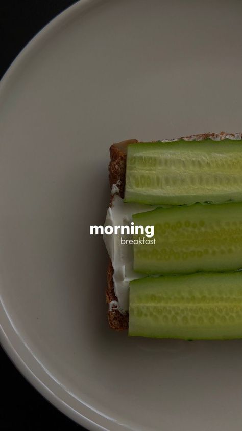 Breakfast Photography Morning, Food Captions, Makanan Diet, Healthy Food Dishes, Healthy Food Motivation, Healthy Lifestyle Food, Morning Breakfast, Stories Ideas, Food Snapchat