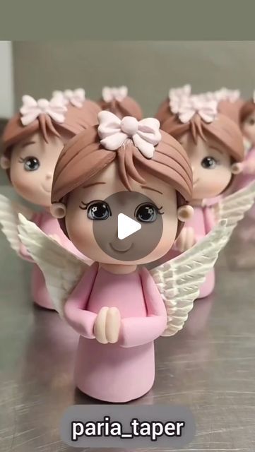 Topper Kue, Fondant Figurines, Clay Angel, Cake Topper Tutorial, Fondant Cake Toppers, Angel Cake, Fondant Tutorial, Pasta Francesa, Fondant Figures