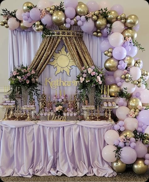 Rapunzel Quinceanera Chambelanes, Tangled Theme Quinceanera Decorations, Tangled Dessert Table, Tangled 15 Theme, Quinceanera Rapunzel Theme, Tangled Homecoming Theme, Tangled 18th Birthday Party, Rapunzel Themed Sweet 16, Rapunzel 15 Theme