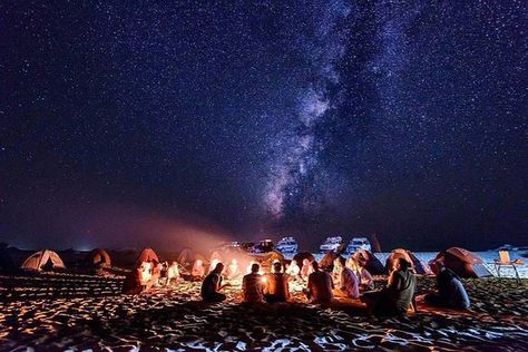 White desert night time. Siwa Oasis, Desert Night, White Desert, The Night Sky, Night Time, Night Sky, Oasis, Egypt, White