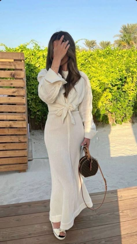 Outfits For The Summer, Modest Summer Fashion, Mode Zara, Modest Outfit, Modesty Outfits, Cute Modest Outfits, Modest Summer Outfits, Outfit Styles, Summer Basics