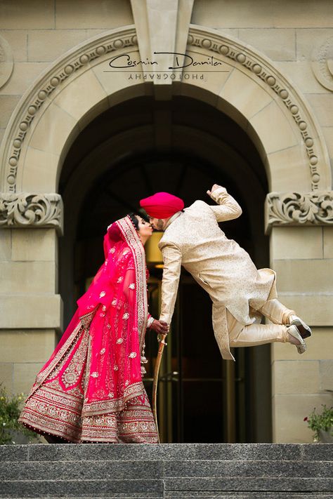 🌺❤💋LA DAMA L.A🌺❤💋 Romanian Wedding, Sikh Wedding Photography, Marriage Pictures, Punjabi Wedding Couple, Dress Couple, Indian Wedding Photography Couples, Couple Wedding Dress, Photography Dress, Couple Ideas