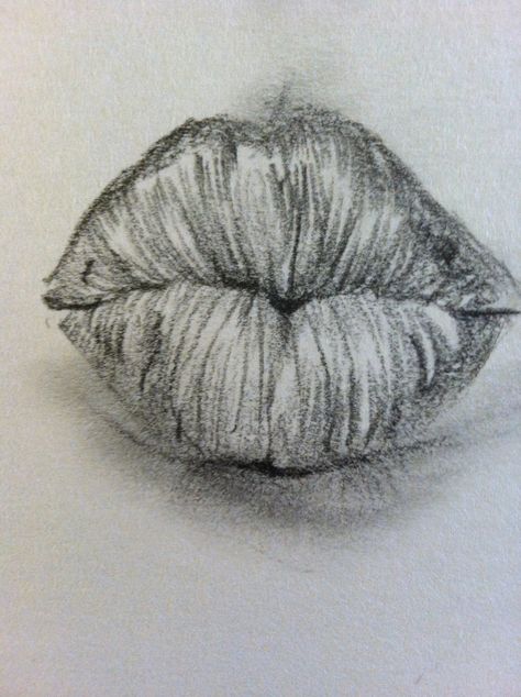 How to Draw Puckered Lips Puckered Lips, Lips Sketch, Draw Lips, Mouth Drawing, Diy Lip Gloss, How To Shade, Lipstick Art, Lipstick Stain, Body Reference Drawing