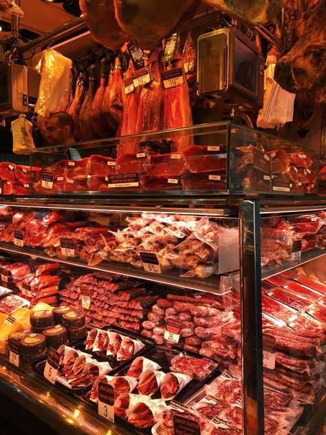 Butcher Shop Aesthetic, Butchery Design Interiors, Meatcore Aesthetic, Meat Reference, Butcher Aesthetic, Meat Aesthetic, Meat Art, Meat Shop, Meat Markets