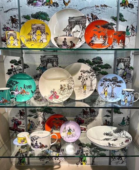 Sheila Bridges Interiors, Fine China Display Tiara Glass, Sheila Bridges, Jasperware Wedgewood, Wedgwood Jasperware Display, Wedgewood Patrician, Wedgwood China, Jasper Conran Wedgwood, Maximalist Decor