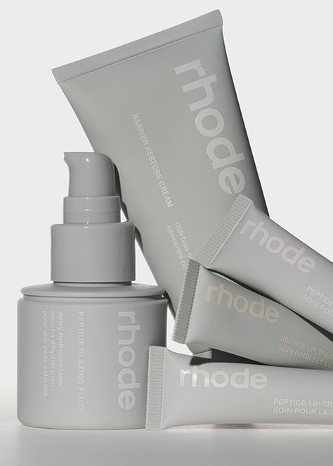 Hailey Bieber's beauty range 'Rhode Skin' has just been reviewed by dermal clinician, Jayde Taylor. Here's what the expert had to say about how each product was formulated and whether it's worth the hype... Rhode Skin, Celebrity Skin Care, Beauty Marketing, Perfect Complexion, Hormonal Acne, Fashion Journals, Skin Care Brands, The Hype, The Expert