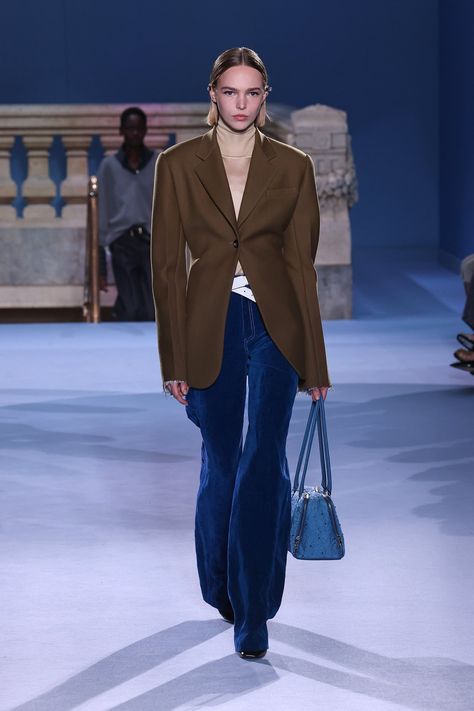 Fall 2023 Fashion Trends, Fall 2023 Fashion, Fall Fashion Week, Runway Inspiration, 2023 Fashion Trends, Swipe File, Pant Trends, American Fashion Designers, Fashion Trends Winter