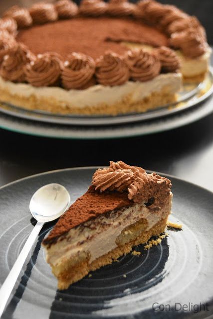 Best tiramisu recipe Cheesecake Factory Cakes, Best Tiramisu Recipe, Cheesecake Factory Copycat, Homemade Tiramisu, Tiramisu Cheesecake, Cheesecake Factory Recipes, Italian Recipes Dessert, Tiramisu Recipe, Cheesecake Cake