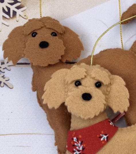 Felt Poodle Ornament, Diy Kids Ornaments, Felt Xmas Decorations, Felt Baubles, My Dog And Me, Dog And Me, Diy Xmas Ornaments, Poodle Christmas, Felt Dog Ornament