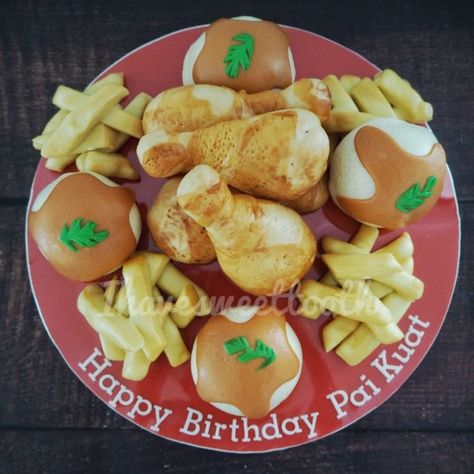 Custom Mantao Flat Lay
Theme: Fried Chicken, Fries and Mashed Potato 
#igcakes #sayajualkek #ihavesweettooth #klbaker #instacake #cakesofinstagram #ihstmantao #cutemantao #mantaoartistmalaysia Chicken Fries, Mashed Potato, Fried Chicken, Flat Lay, Mashed Potatoes, Sweet Tooth, Potato, Chicken, Cake