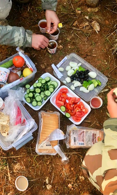 Military Food, Homemade Phone Cases, Meal Ready To Eat, Delivery Pictures, Affordable House Plans, Video Call With Boyfriend Screen Photo, Army Pics, New Photo Download, Banana Bread Recipes