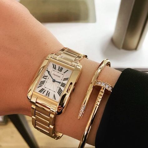 LuxuryWatchList’s Instagram photo: “Keep it classy with @cartier ! Reposted from @teresa.arteagacartier_iberia ❣️❣️❣️ #luxurywatchlist #Cartier #watch #watches #armparty…” Carter Watch, Lux Watches, Arm Party, Cartier Watch, Keep It Classy, Square Watch, Cartier Ring, Cartier Love Bracelet, Fan Page