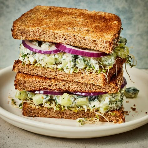 Protein Sandwich, Flower Salad, Chickpea Quinoa, Creamy Cucumbers, Cucumber Sandwiches, Grain Bowl, Healthy Eating For Kids, Salad Sandwich, Chicken Eggs