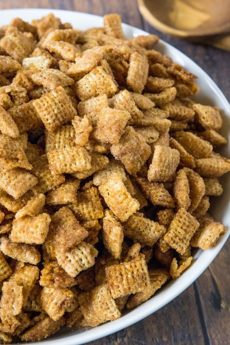 Cinnamon and sugar come together to make this Churro Chex Mix absolutely crunchy and delicious. A great snack, treat or even gift. Churros Chex Mix Recipe, Churro Mix Recipe, Chex Snack Mix Recipes Sweets, Chex Snacks Recipes, Cinnamon Churro Chex Mix Recipes, Chex Crispy Treats, Churro Chex Mix Easy, Chex Mex Recipes Sweets, Honey Nut Chex Recipes