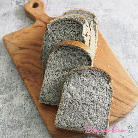 Black Sesame Bread, Sesame Bread Recipe, Starter Dough, Sesame Bread, Roti Pizza, Chinese Bakery, Bread Yeast, Treats And Sweets, Seed Bread