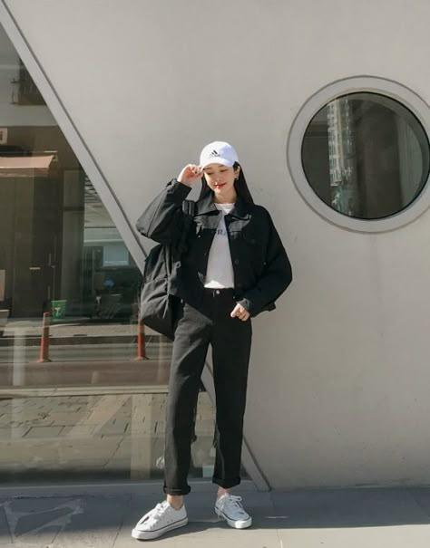 Korean Daily Fashion | Official Korean Fashion Korean Fashion Ideas, Korean Outfit Street Styles, Korean Casual Outfits, Tomboy Style Outfits, Korean Girl Fashion, Korean Fashion Trends, Ulzzang Fashion, Tomboy Fashion, Korea Fashion