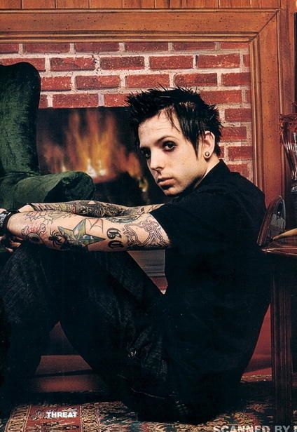 Billy Martin Billy Martin Good Charlotte, Billy Martin, Good Charlotte, Modeling Photography, Celebrities Fashion, Gothic Rock, Punk Emo, Grunge Punk, Handsome Man