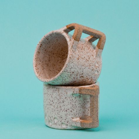 Miss Moss: Ceramics Pottery Shapes, Mugs Handmade, Miss Moss, Cerámica Ideas, Sculptures Céramiques, Clay Stuff, Tanah Liat, Pottery Inspiration, Clay Mugs