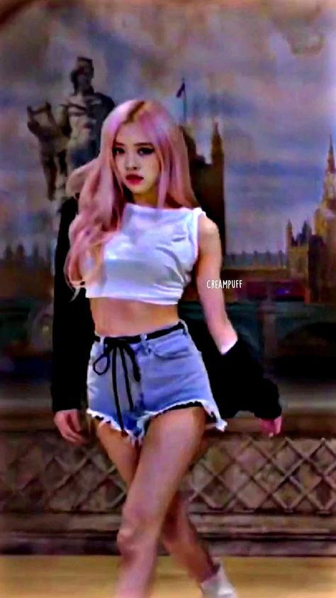 Blackpink Rosé Cute, Rosé Lovesick Girls, Blackpink Rosé Edit, Rosé Blackpink Aesthetic, Ali Grace Hair, Zayn Malik Video, Best Cosplay Ever, Blackpink Outfits, Blackpink Debut