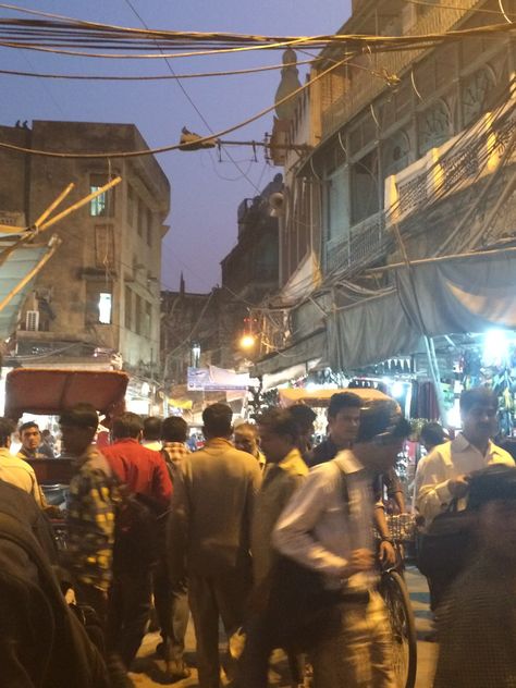 The streets of Chandini Chowk in Old Delhi have come alive in preparation for ‪#‎Diwali‬. Chandini Chowk, Streets Night, Pakistan Aesthetic, Indian City, Old Delhi, Poetic Quote, Long Story, Reference Poses, India Travel