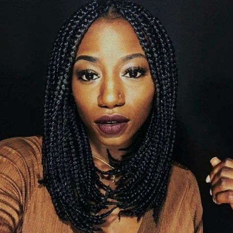 Shoulder Length Braided Hairstyles, Box Braids Medium Length, Bob Box Braids Styles, Bob Box Braids, Box Braids Tutorial, Box Braids Pictures, Box Braids Bob, Braids Bob, Braid Hairstyle Ideas