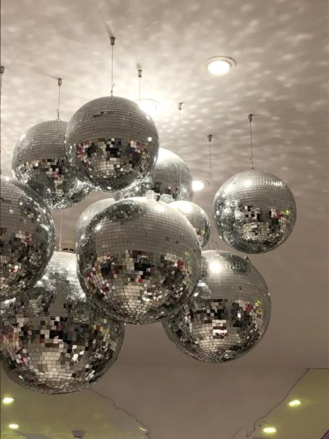 Nye 2023, Disco Decor, Disco Christmas, Goals 2023, 70s Christmas, Disco Decorations, 13 Birthday, Champagne Cocktails, 21st Birthday Party