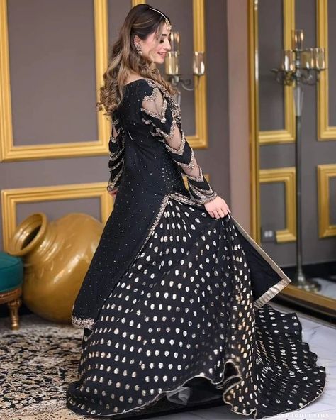 Inbox us to order ✉📬 Or contact 📞 +923074745633 📞☎ (WhatsApp ✔) Black Gown Dress Pakistani, Black Velvet Maxi Dress Pakistani, Pakistan Bridal, Pakistan Dress, Dress Book, Pakistani Bridal Dresses, Stylish Dress Book, Pakistani Bridal, Stylish Dresses