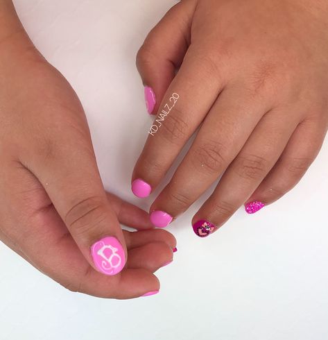 #kidsmani #barbie Barbie Nails For Kids, Easy Barbie Nails, How To Draw Barbie On Nails, Easy Barbie Nail Art, Barbie Manicure Short Nails, Nails Kids, Nail Art For Kids, Barbie Nails, Nails For Kids