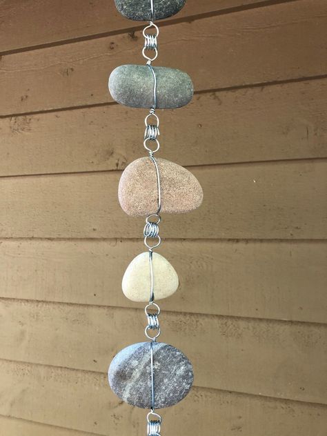 Rain Chains, Granite And Marble, Earth And Sky, Rain Gauge, Diy Rock Art, Beaded Things, Garden Sculptures, River Rocks, Rain Chain