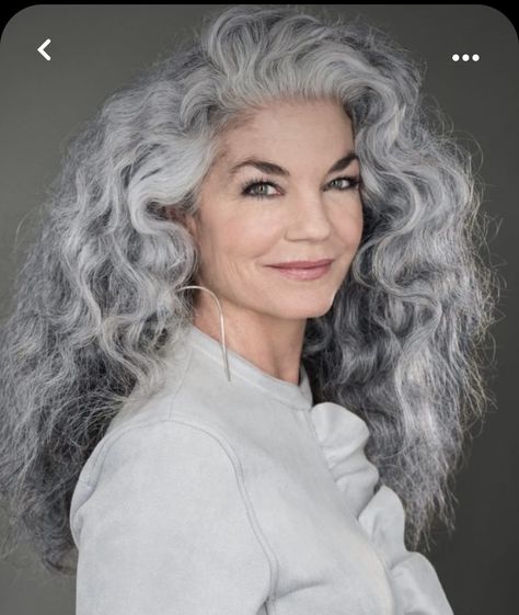 Long Silver Hair, Silver Haired Beauties, Grey Curly Hair, Gorgeous Gray Hair, Grey Hair Inspiration, Beautiful Gray Hair, Silver Grey Hair, Natural Gray Hair, Long Gray Hair