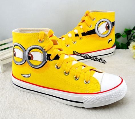 Despicable-Me-Sneaker-Minion-Of-Despicable-Me-Graffiti-Flat-Shoe-Cartoon-Unisex-Couples-Minion-Hand-Painted Minion Shoes, Shoes Painting, Shoe Painting, Cloth Painting, 3d Printing Art, Flat Shoe, Hand Painted Shoes, Cat Air, Prom Suits