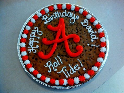 Alabama Birthday Cookie Cake :)                                                                                                                                                                                 More Alabama Cupcakes, Alabama Birthday Cakes, Alabama Cakes, Birthday Cookie Cake, Drake's Birthday, College Bed, Football Birthday Cake, Bed Party, Football Cupcakes