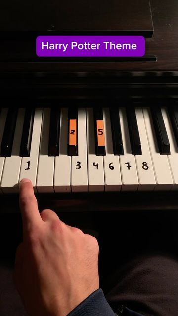 Keys Tutorials on Instagram: "Harry Potter Theme 🪄

#piano #halloween #pianotutorial #pianolessons #halloweenmovie #harrypotter #pianomusic #tutorial" Harry Potter Theme Piano, Harry Potter Piano, Harry Potter Theme, Piano Tutorial, Famous Singers, Halloween Movies, Piano Lessons, Piano Music, Rainy Day