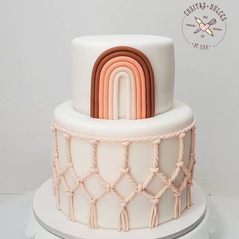 Boho Cake Birthdays Bohemian, Macrame Cake Design, Bohemian Rainbow Cake, Boho Birthday Cake Girl, Bohemian Cake Ideas, Bohemian Birthday Cake, Boho Cake Ideas Birthday, Boho Rainbow Birthday Cake, Boho Theme Cake