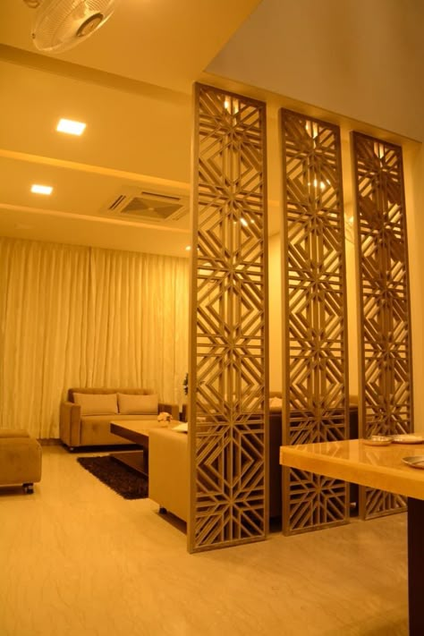 Wall Partition Design, Jaali Design, Partition Designs, Wall Partition, Divider Design, Indian Home Interior, Pooja Room Door Design, Room Design Modern, Room Door Design