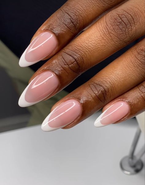 Almond Nails On Black Skin, Almond French Tip Nails On Brown Skin, Dark Skin Nail Art, French Nails Black Women, Almond Nails Dark Skin, Wedding Nails Black Women, Neutral Almond Nails Classy Black Women, Almond Nails Dark Skin Tone, Almond Nails Black Women