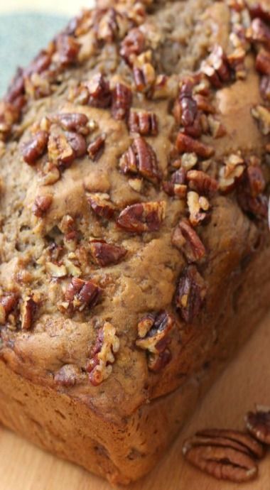 Pecan Banana Bread, Banana Pecan Bread, Pecan Bread, Banana Bread Recipe Moist, Paleo Banana, Maple Pecan, Pecan Recipes, Banana Nut Bread, Loaf Recipes