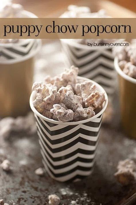 Chex Mix Recipes Original, Puppy Chow Chex Mix Recipe, Chex Mix Puppy Chow, Buns In My Oven, Popcorn Treats, Best Popcorn, Popcorn Snacks, Popcorn Recipe, Muddy Buddies